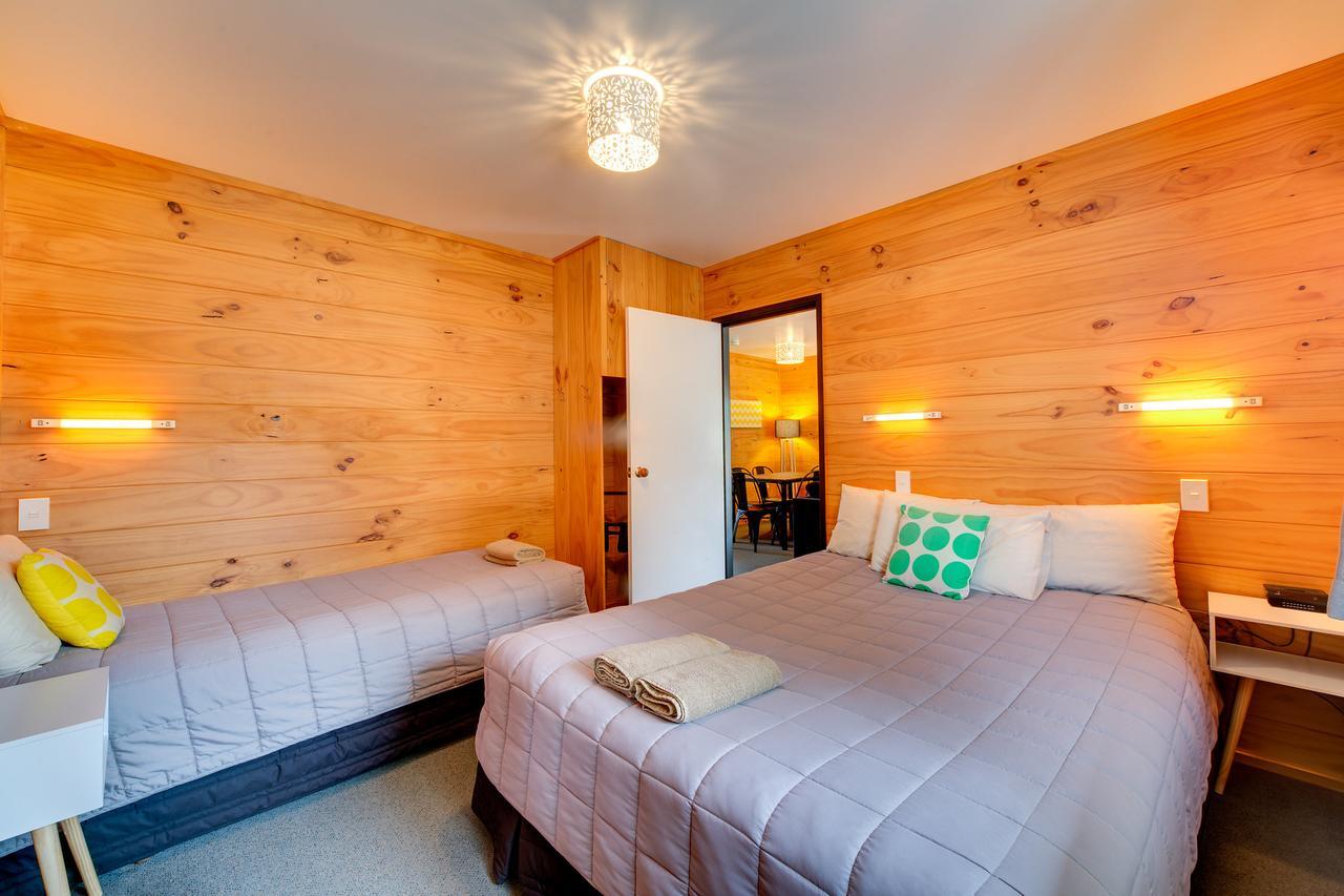 Wellington Top 10 Holiday Park Лоуэр-Хатт Экстерьер фото