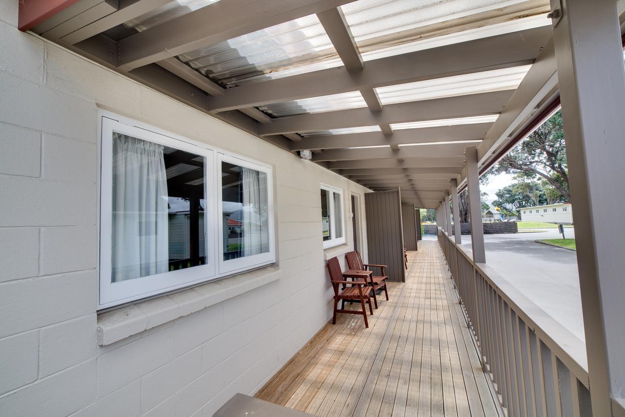 Wellington Top 10 Holiday Park Лоуэр-Хатт Экстерьер фото