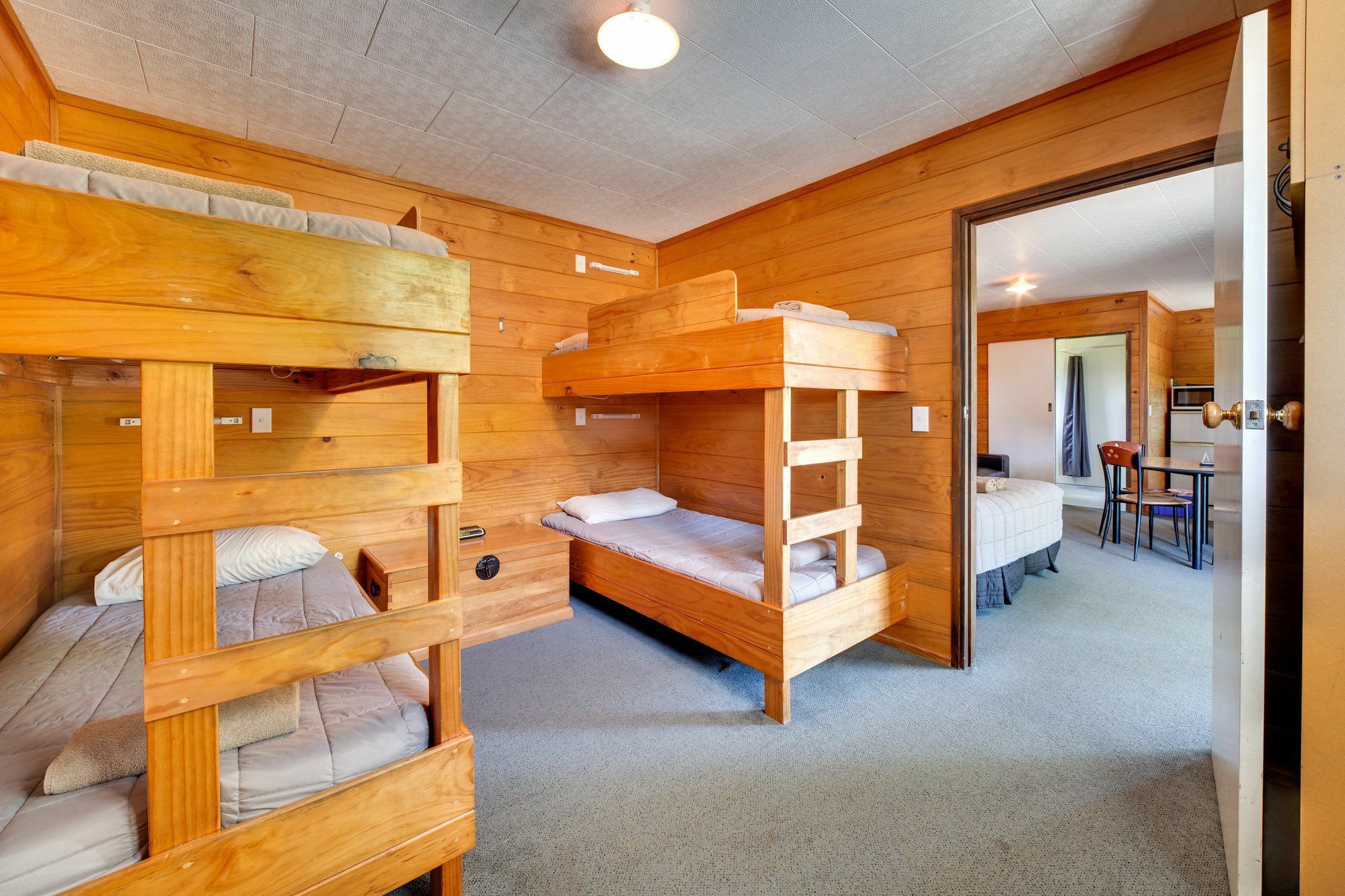 Wellington Top 10 Holiday Park Лоуэр-Хатт Экстерьер фото