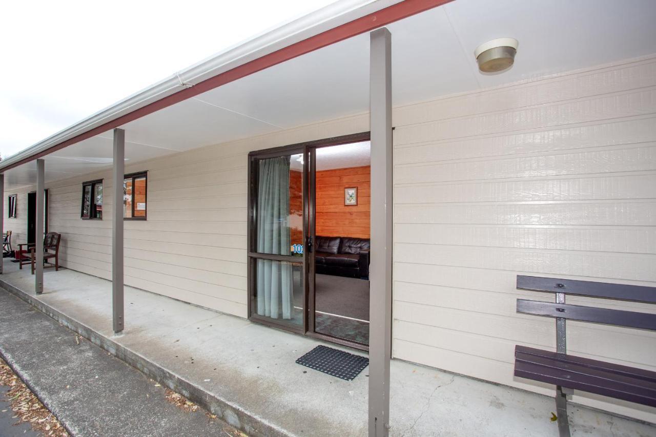 Wellington Top 10 Holiday Park Лоуэр-Хатт Экстерьер фото